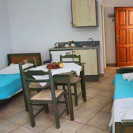Apartmanhotel Romantica Herszonisszosz