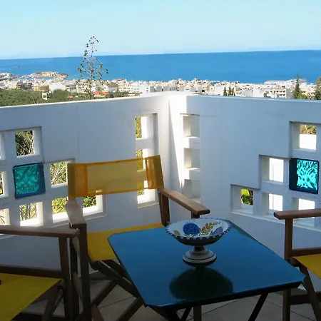 Romantica Apartmanhotel 2*