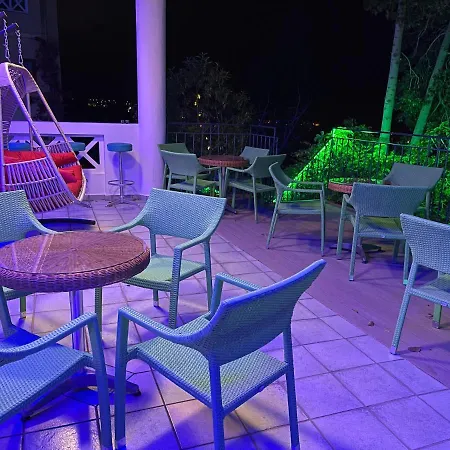 Romantica Apartmanhotel Herszonisszosz