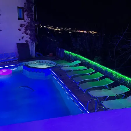 Romantica Apart-hotel 2*